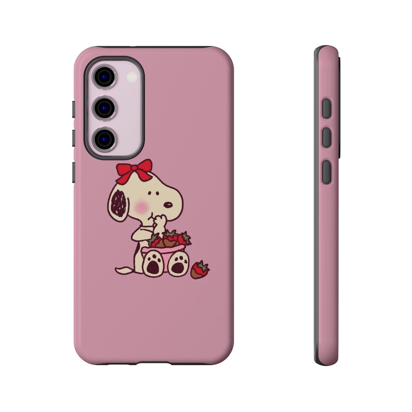 Snoopy eating strawberries 🍓